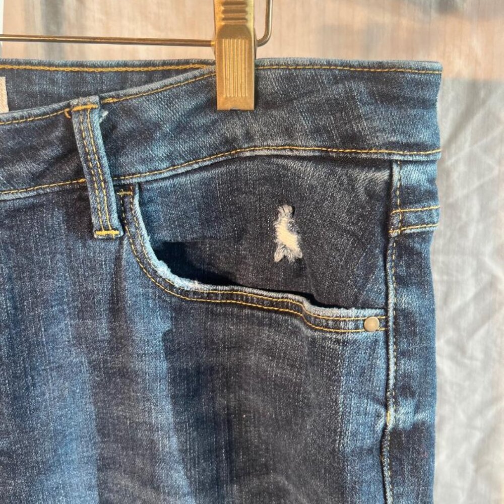 Wrangler High Rise True Straight Crop in Medium Wash - Size 16 - Picture 5 of 9
